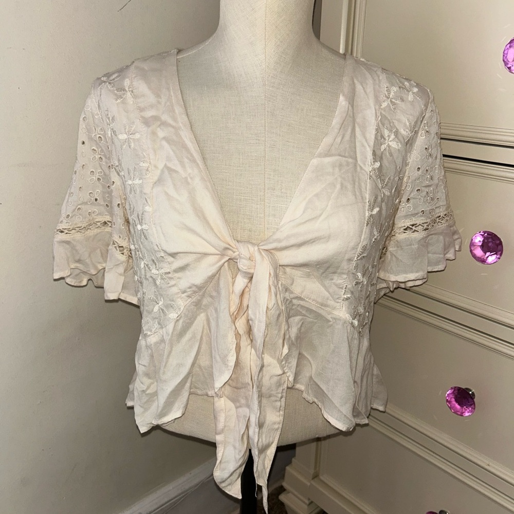 American Eagle Elegant Cream Tie-Front Blouse